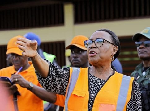 Gabon : Paulette Missambo visite les chantiers du CTRI à Lastourville