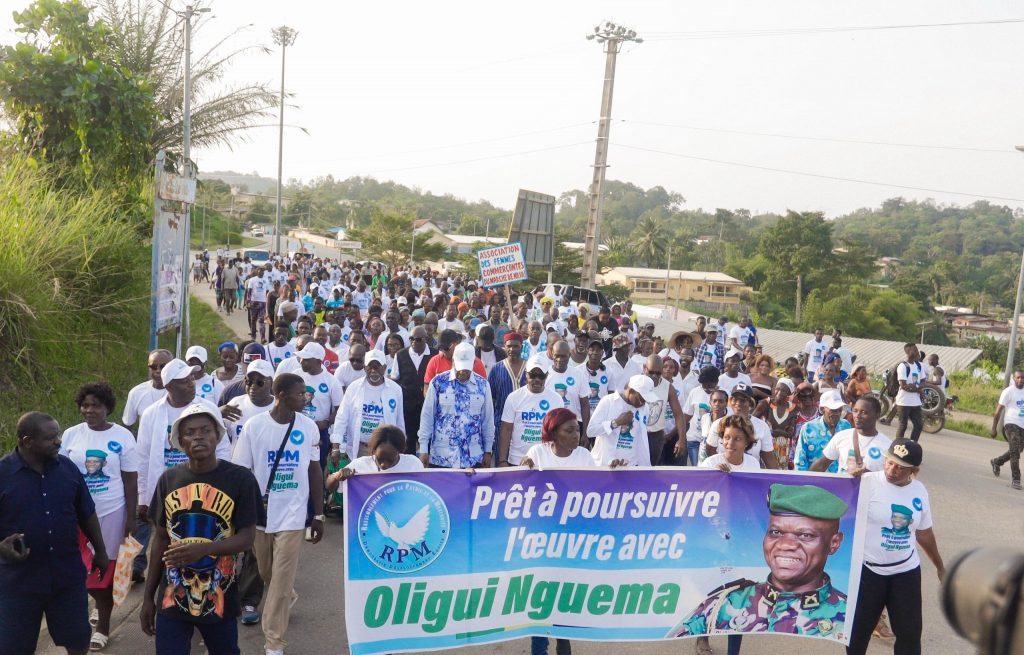 Gabon/Ndjolé : Alexandre Barro Chambrier félicite la fidélité de ses partisans 1 Gabon/Ndjolé : Alexandre Barro Chambrier félicite la fidélité de ses partisans