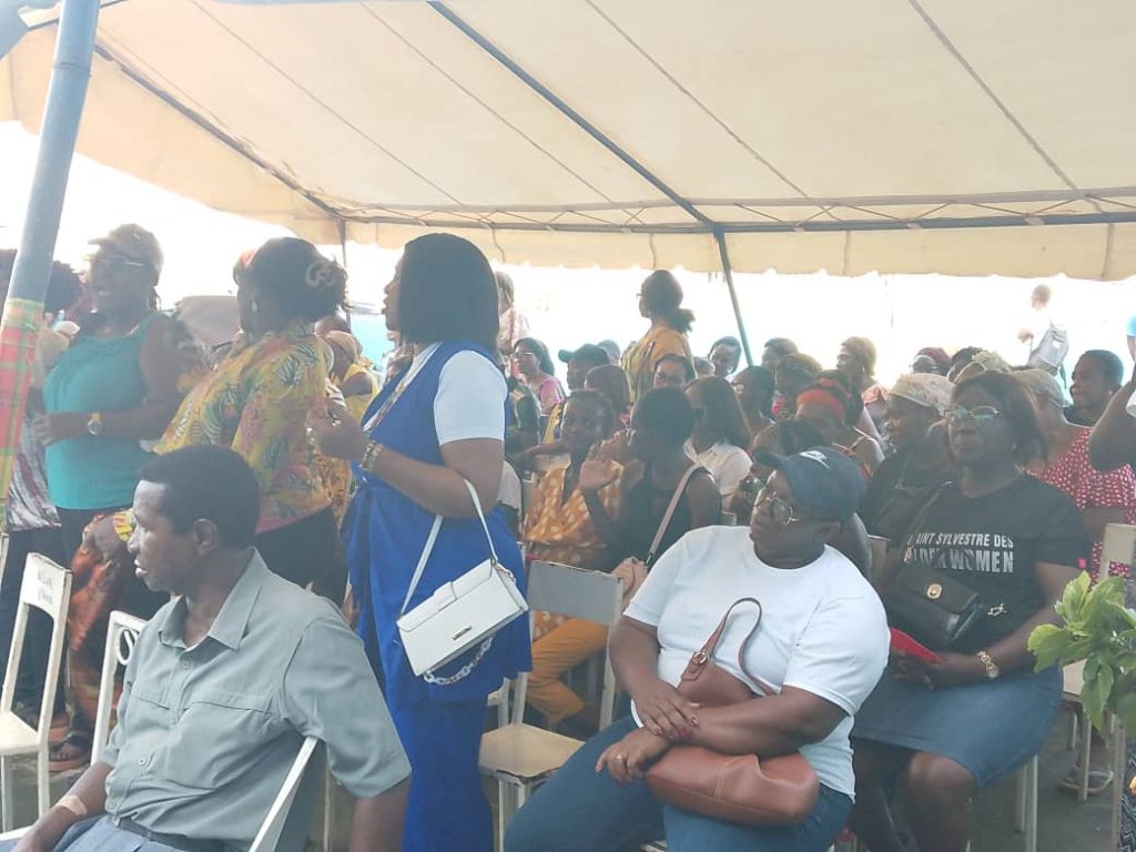 [Présidentielle 2025 au Gabon] : Joseph Lapensée Essingone rencontre les femmes de Melen