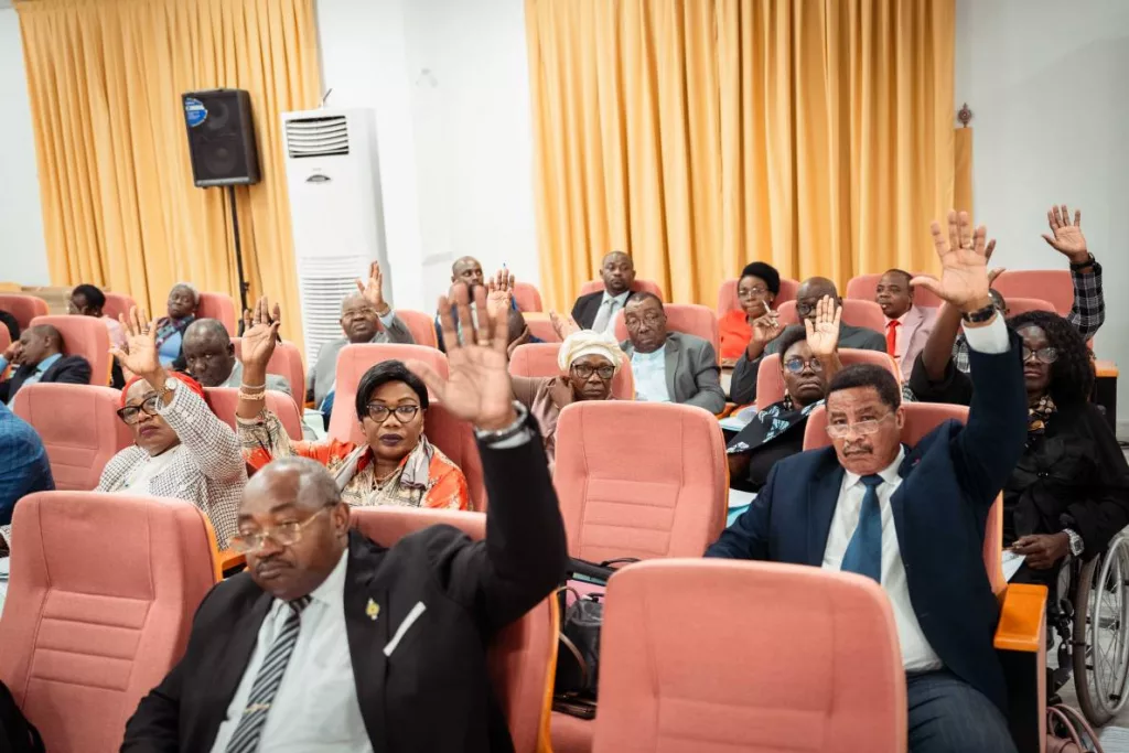 [Gabon : Textes législatifs] Le Sénat a adopté plusieurs nouvelles lois
