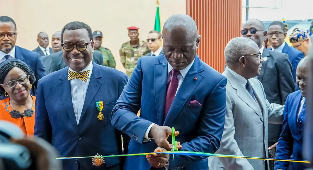 Brice Clotaire Oligui Nguema a procédé à l’inauguration officielle de la station de pompage d’eau du PK5.