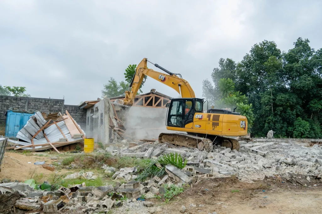 [Gabon – Préservation de l’environnement] L’Etat réaffirme son autorité contre les constructions illégales sur la mangrove de Mindoumbé