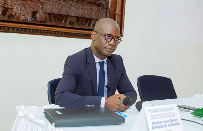Jean Delors Biyogué Bi Ntougou, directeur général de l'AGASA.