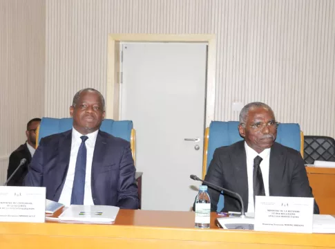 Hermann Immongault et François Ndong Obiang devant les parlementaires