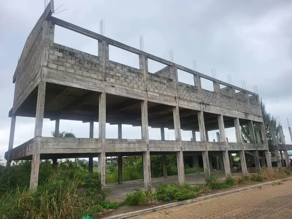 [Gabon : Lycée public d’Owendo] Alain Mangouandi, tire la sonnette d’alarme pour chantier à l’abandon