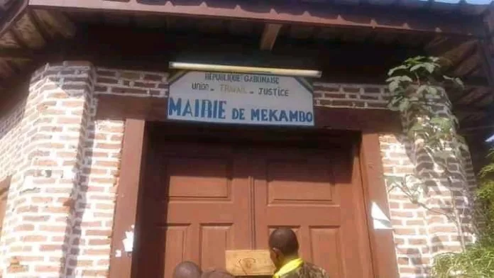 Une vue de la mairie de Mekambo.