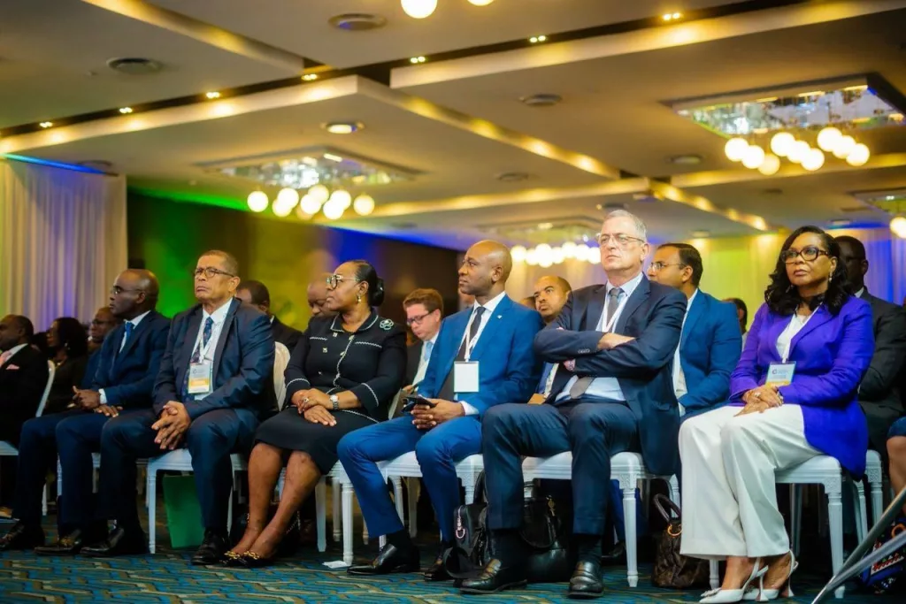 ﻿[Gabon Economic Forum 2025] Henri Claude Oyima face au devoir de transformer l’économie gabonaise pour assurer une croissance durable et partagée