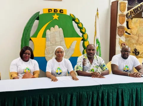 Les cadres du canton Nyé ce samedi juillet au siège du PDG.