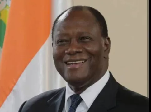 Alassane Ouatara parti pour un 4e mandat.