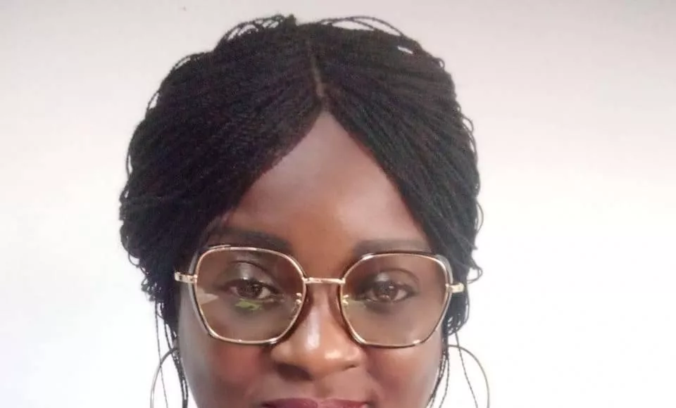 Sybille Mengue candidate aux élections législatives et locales, pour le 1er siège du 3e arrondissement de Libreville.