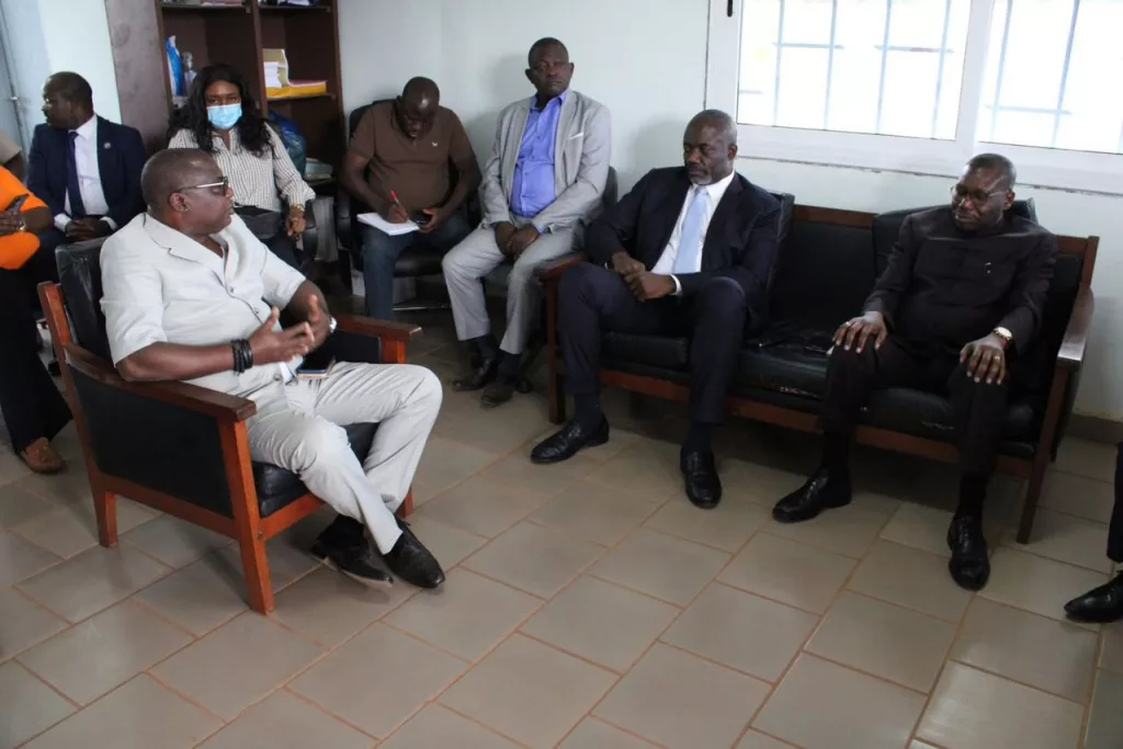 Département de Lékoko : Gilles Nembe et Edgard Moukoumbi sur le terrain à Bakoumba 2 Département de Lékoko : Gilles Nembe et Edgard Moukoumbi sur le terrain à Bakoumba
