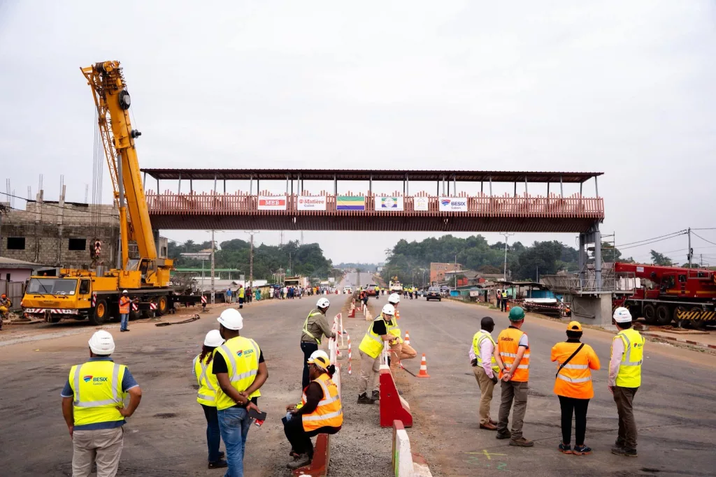 Gabon : Sécurité routière, une passerelle piétonne installée à Bizango-PK13 1 Gabon : Sécurité routière, une passerelle piétonne installée à Bizango-PK13
