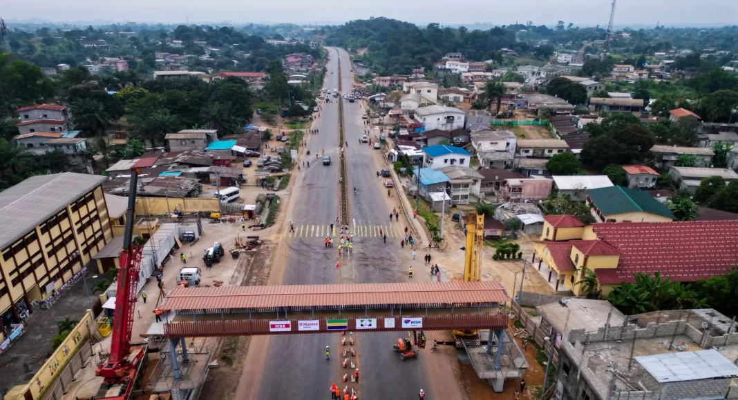 Une vue de la passerelle de Bizango-PK13.