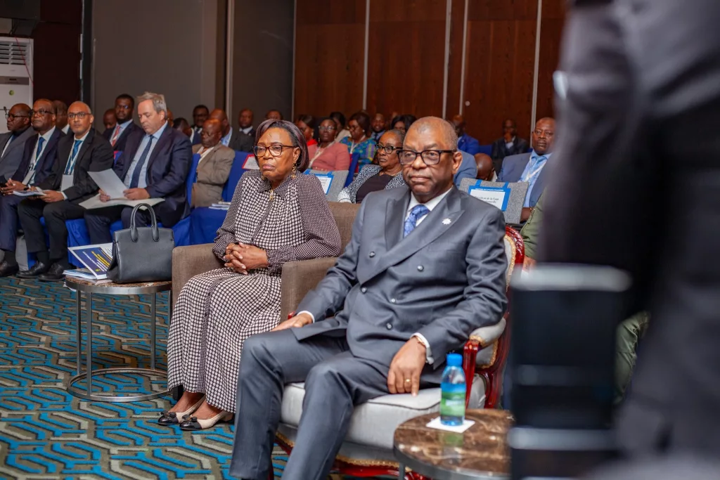 Gabon : Un séminaire national sur la réforme trace les contours de la Ve République 2 Gabon : Un séminaire national sur la réforme trace les contours de la Ve République