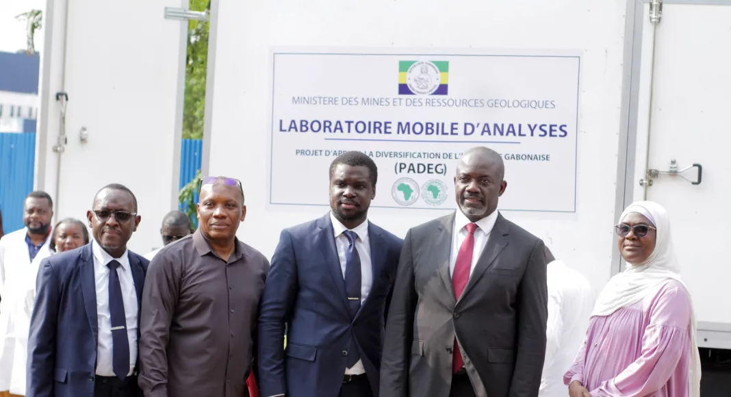 Le laboratoire mobile d'analyses marque une avancée majeure vers la souveraineté analytique dans le secteur minier.