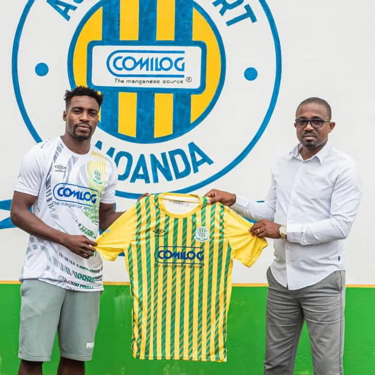 Football : Malick Evouna s’engage avec l’AS Mangasport 1 Football : Malick Evouna s’engage avec l’AS Mangasport
