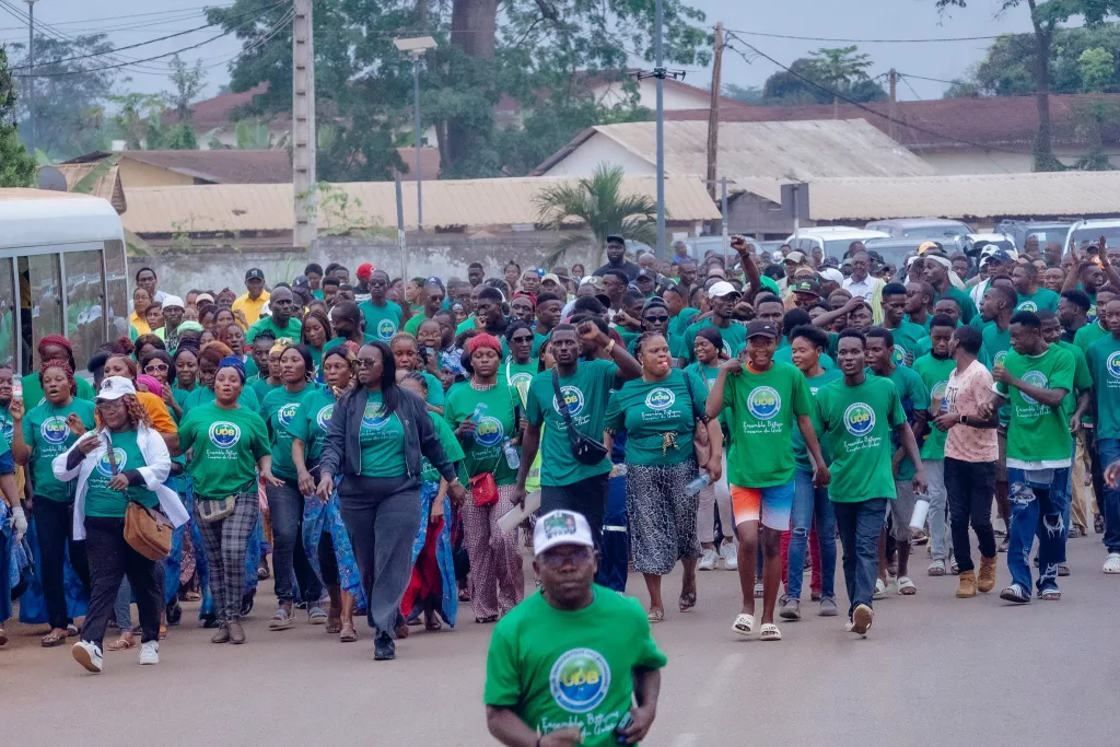 Mays Mouissi lance la tournée de l’UDB à Ndendé sous une ferveur populaire 2 Mays Mouissi lance la tournée de l’UDB à Ndendé sous une ferveur populaire