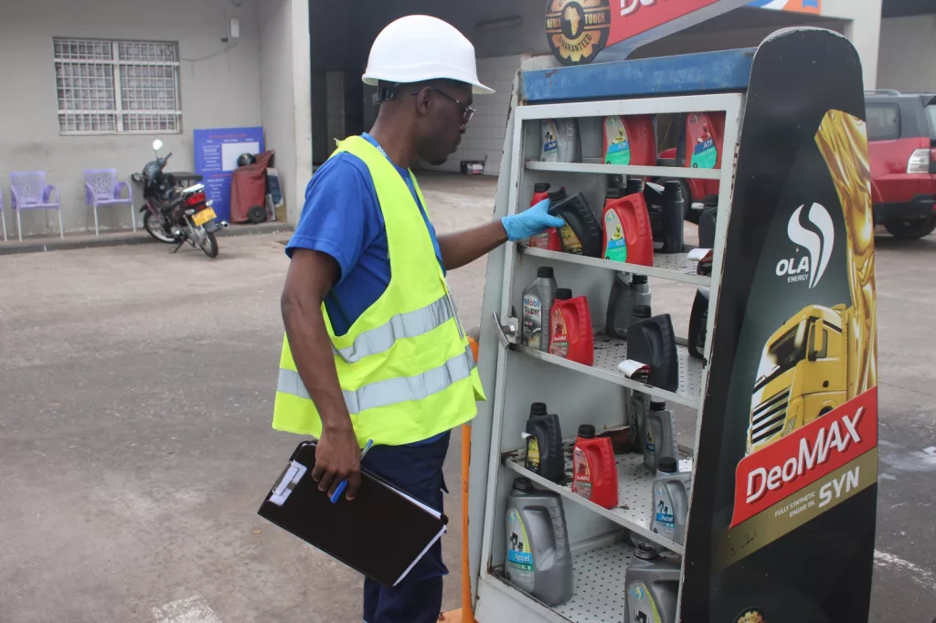 Qualité des carburants : une mission de la DGEL sur le terrain à Port-Gentil 1 Qualité des carburants : une mission de la DGEL sur le terrain à Port-Gentil