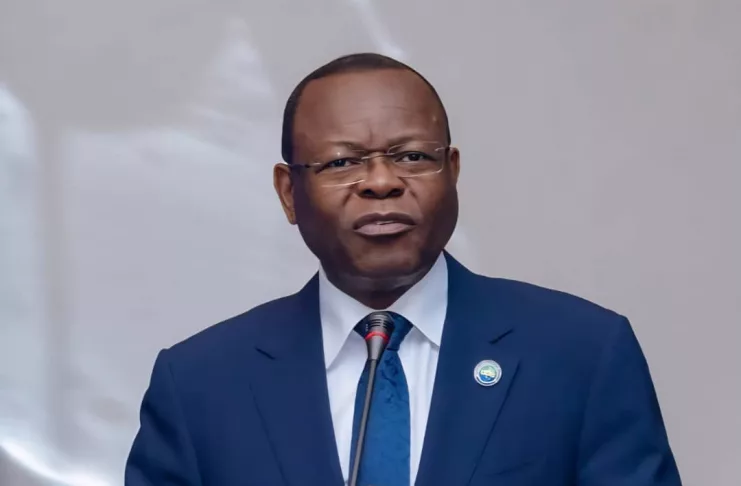 WhatsApp Image 2025-08-09 at 00.35.33 Sauf si cela ressemble à une comédie politicienne, le rappel à l'ordre d'Oyiba met chacun devant ses responsabilités: Changement ou continuité ?