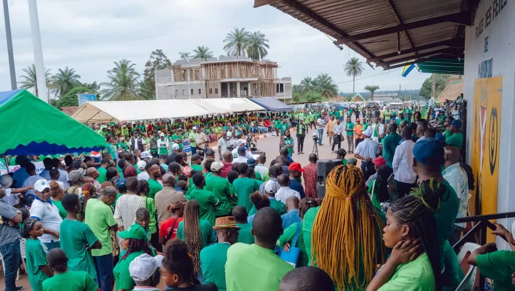Une marée humaine pour soutenir les candidats de l’UDB dans la capitale provinciale.