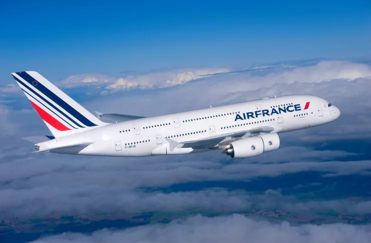 Air France réduit sa desserte directe entre Libreville et Paris, conséquence d’une fiscalité jugée trop lourde au Gabon.