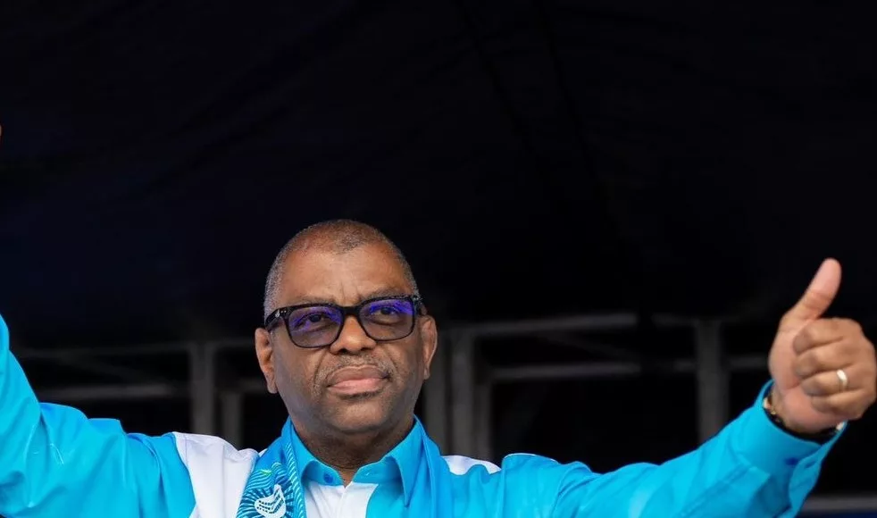 Alexandre Barro Chambrier sort largement vainqueur lors du premier tour.