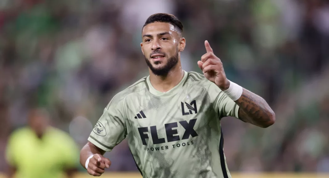 Denis Bouanga meilleur buteur de l'histoire de Los Angeles FC forward Denis Bouanga.