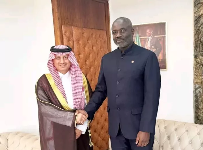 Vers un partenariat gagnant-gagnant entre le Gabon et l’Arabie Saoudite pour moderniser et valoriser le secteur minier.