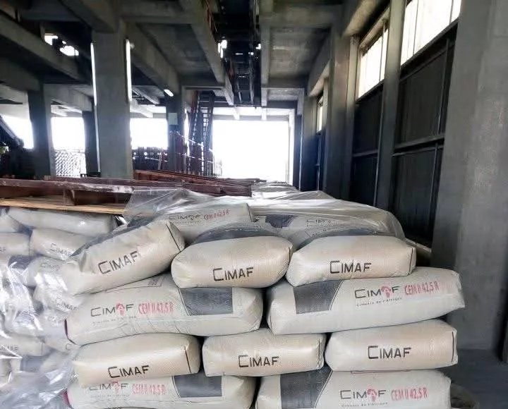 Tandis que le Gabon se prépare à interdire l'importation de clinker en 2027, la production nationale de ciment s'apprête à faire sa mue pour une autonomie totale.