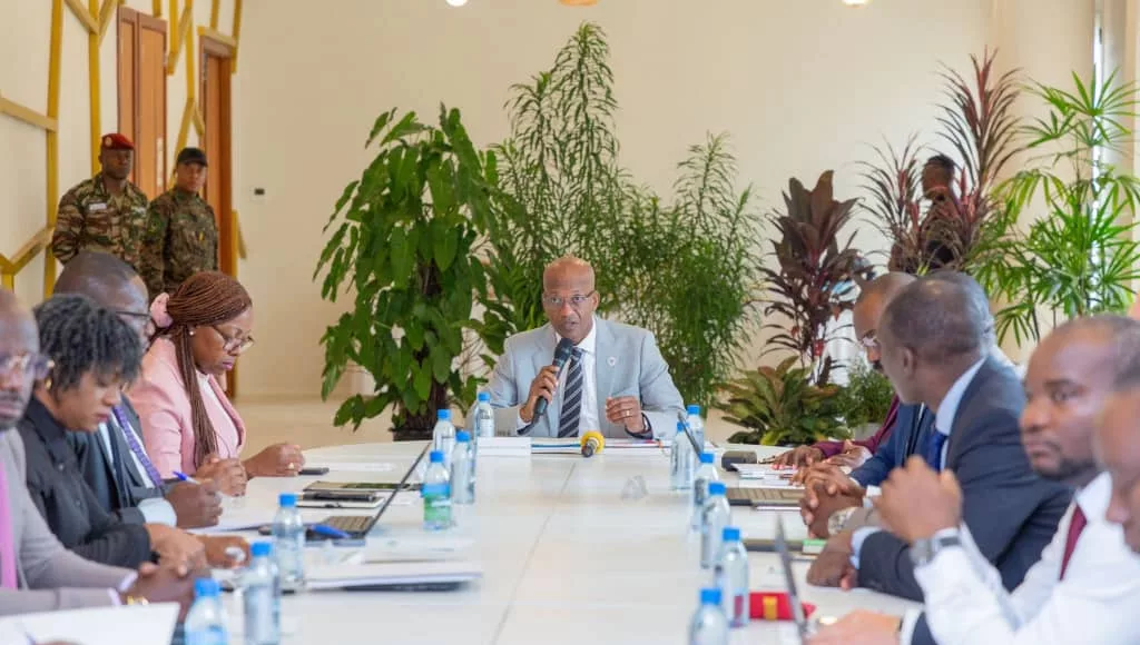 Le PFP, présenté au 4ᵉ COPIL par le Ministre Maurice Ntossui Allogo, vise à préserver les forêts et la biodiversité du Gabon.