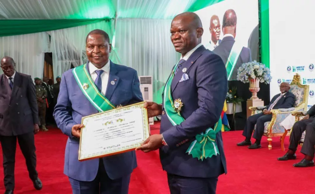 Oligui Nguema décoré à Bangui : un honneur pour le Gabon et un appel à l'unité de la CEMAC