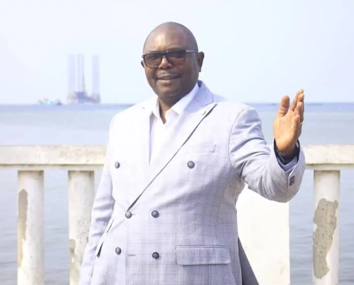 A Port-Gentil, Bernard Apérano en solo pour conquérir le 3e arrondissement