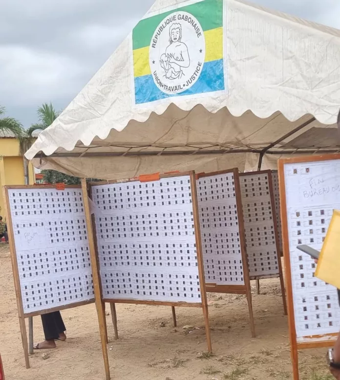 Plus besoin de faire le déplacement. Les citoyens peuvent désormais vérifier leur inscription sur la liste électorale et leur bureau de vote depuis chez eux.