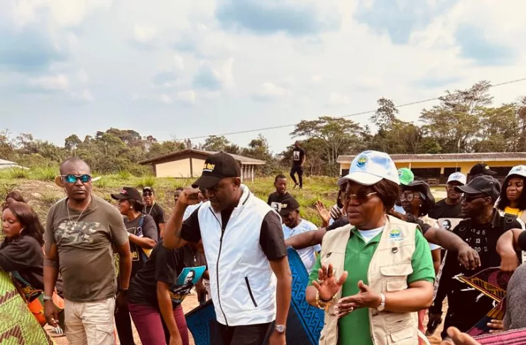 Brigitte Onkanowa (1er siège) et Max Samuel Oboumadjogo (3e siège) candidats de l'UDB.