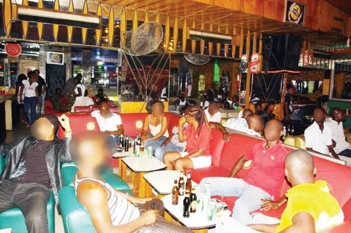 24h après les scrutins, la vie économique reprend son cours à Libreville.