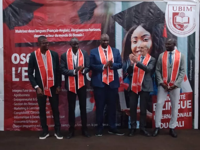 Les dirigeants de l'UBIM et ses partenaires lors de la cérémonie de lancement officiel.