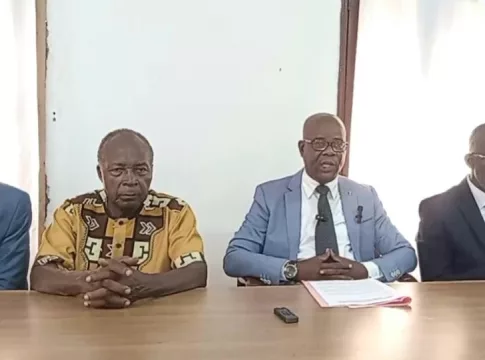 Pour les partis de l'appel d'Angondje, la CNOCER a failli à sa mission et devrait être dissoute.