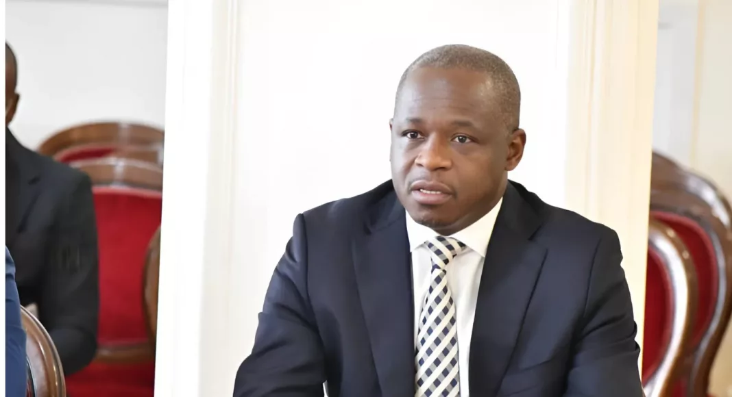 Le ministre de l'intérieur, Président de la CNOCER, Hermann Immongault.Le ministre de l'intérieur, Président de la CNOCER, Hermann Immongault