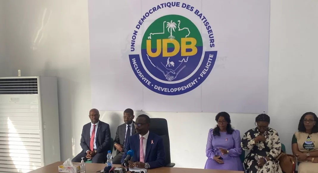 Mays Mouissi et d'autres membres de l'UDB lors du point de presse de ce 2 octobre.