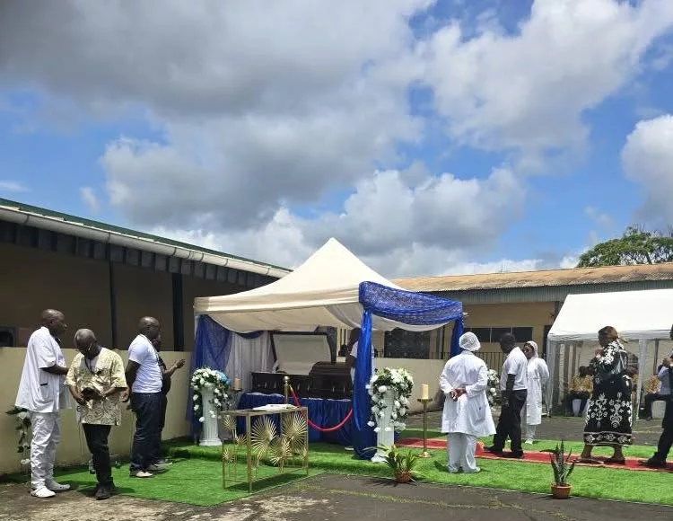 Dernier hommage au docteur de la ville de Moanda.