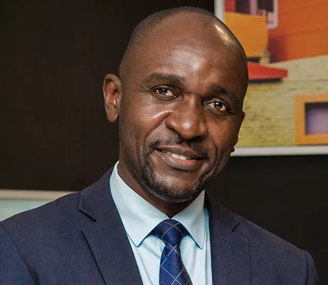 Sérénité, détermination et vigilance : l'état d'esprit des candidats à la veille du second tour des législatives 1 Geoffroy Foumboula Libeka, candidat indépendant au 2e siège du 3e arrondissement de Libreville
