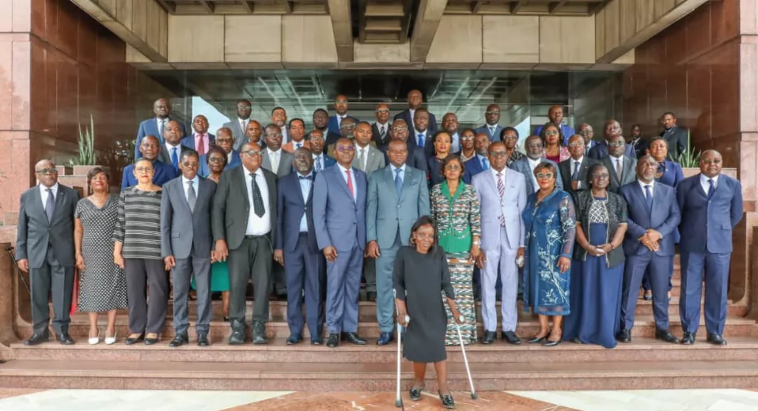 Oligui Nguema reçoit les Conseillers membres