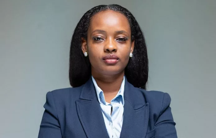 Haresse Kengue au soutien de voter pour Henriette Ntsame Ovono.