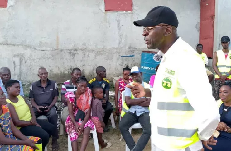 À Kinguélé, Foumboula Libeka utilise les forages de l'UDB pour souligner l'impact de sa candidature et moquer le « miracle » de la dernière heure.