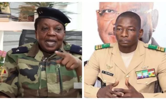 Les Généraux de Brigade Nema Sagara et Abass Dembelé