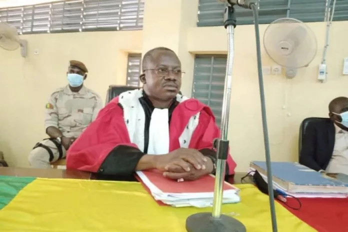 Le procureur général près la cour d'appel de Bamako, Hamadoun dit Balobo Guindo. Il met en garde contre la spéculation sur le carburant et la propagation d'intox.