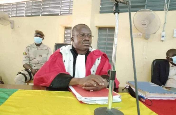 Le procureur général près la cour d'appel de Bamako, Hamadoun dit Balobo Guindo. Il met en garde contre la spéculation sur le carburant et la propagation d'intox.