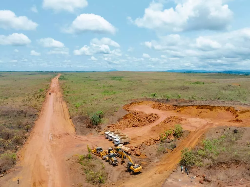 Les chantiers du développement avancent dans la Dola 2 Les travaux de la route Ndéndé Doussala vont bon train