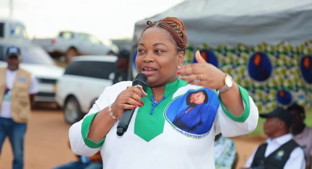 Camélia Ntoutoume prête à conquérir Ntoum le 18 octobre.