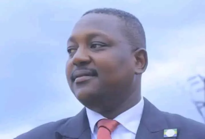 Leonnel Nzé Biyoghe, a été placé en détention le 17 octobre suite à une réaction violente dans un bureau de vote, causée par l'absence de ses bulletins.